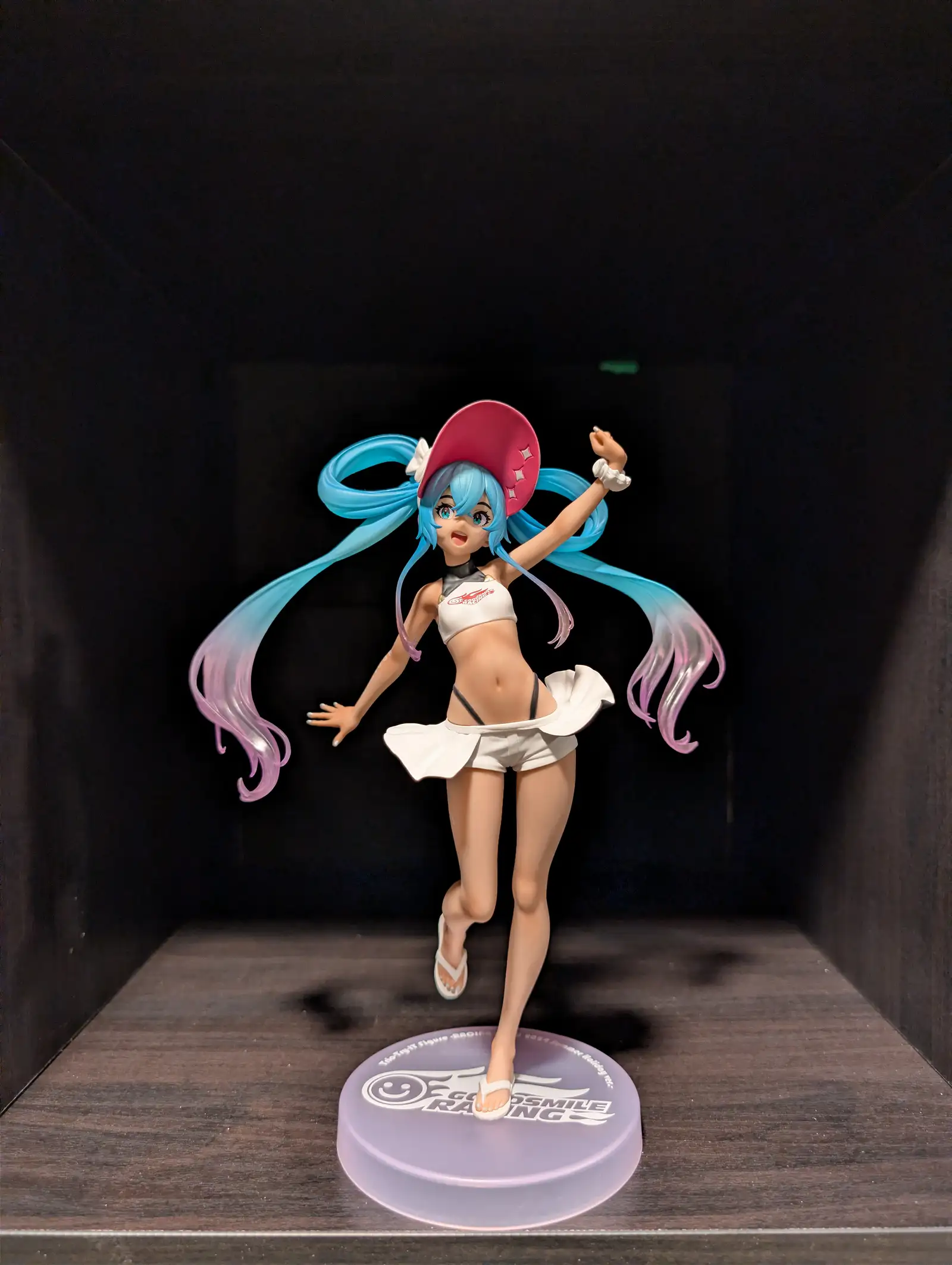 Image of figure Summer Racing Miku (2024)
