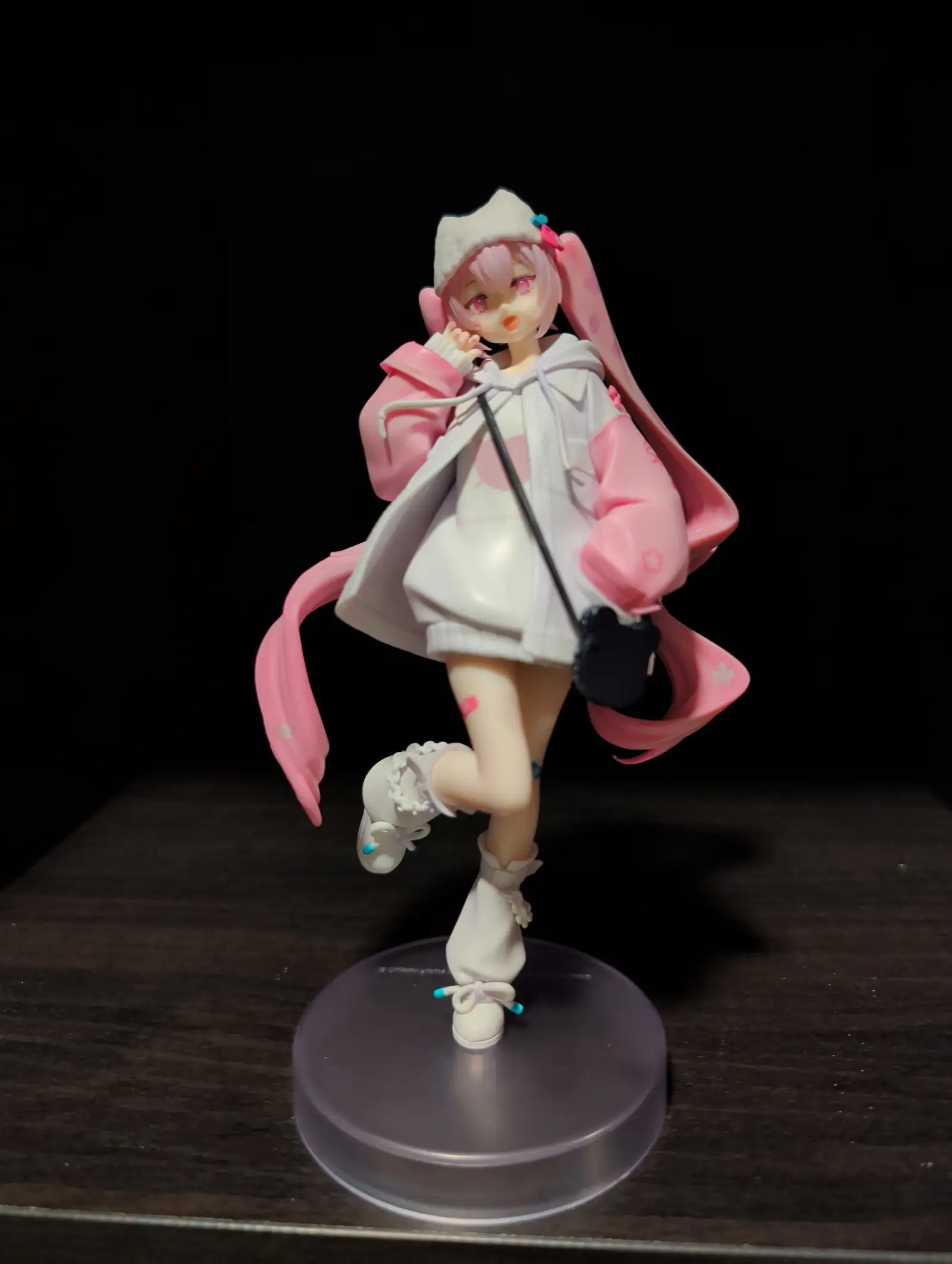 Image of figure Sakura Miku - Modern