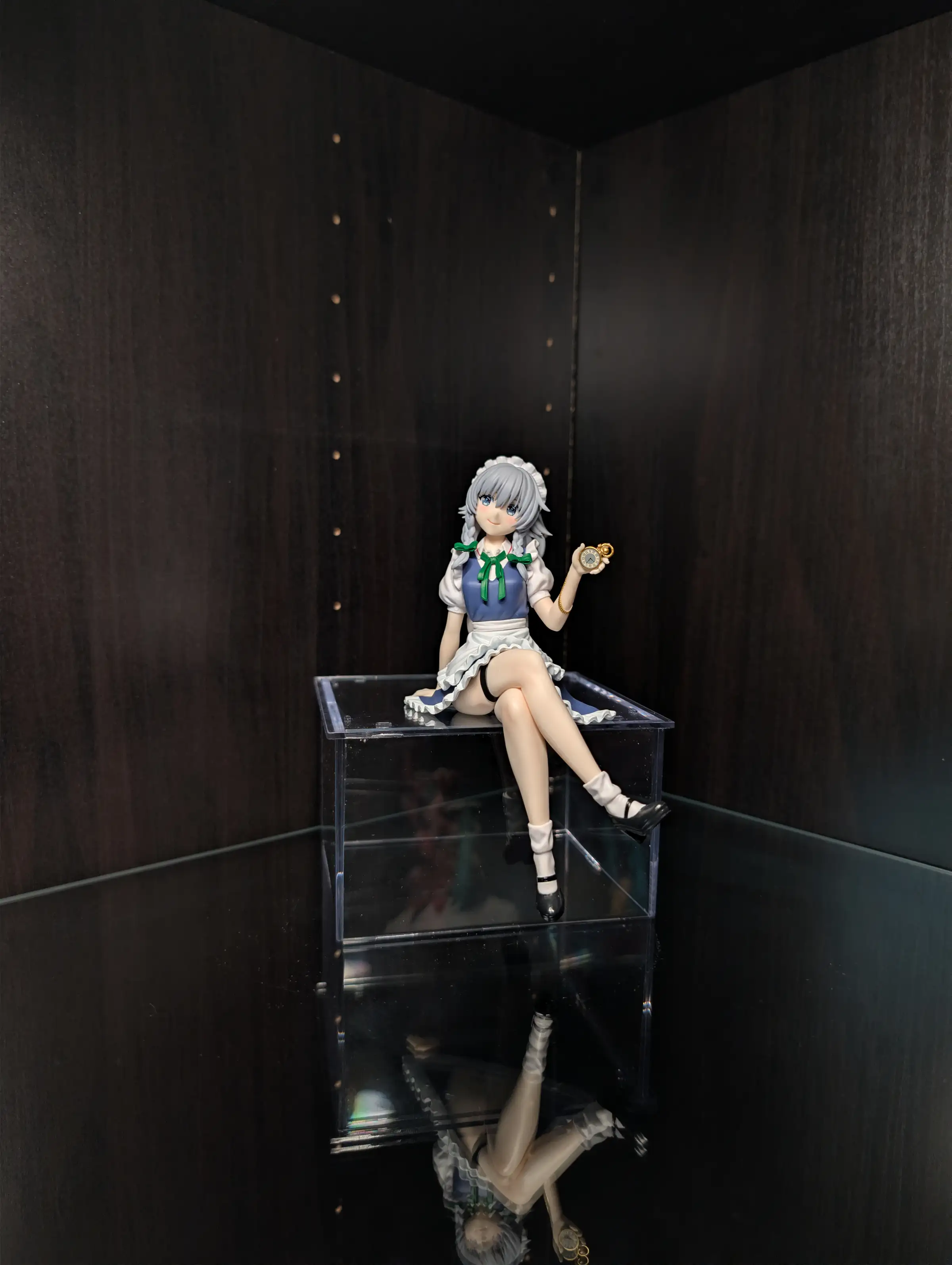Image of figure Sakuya Izayoi