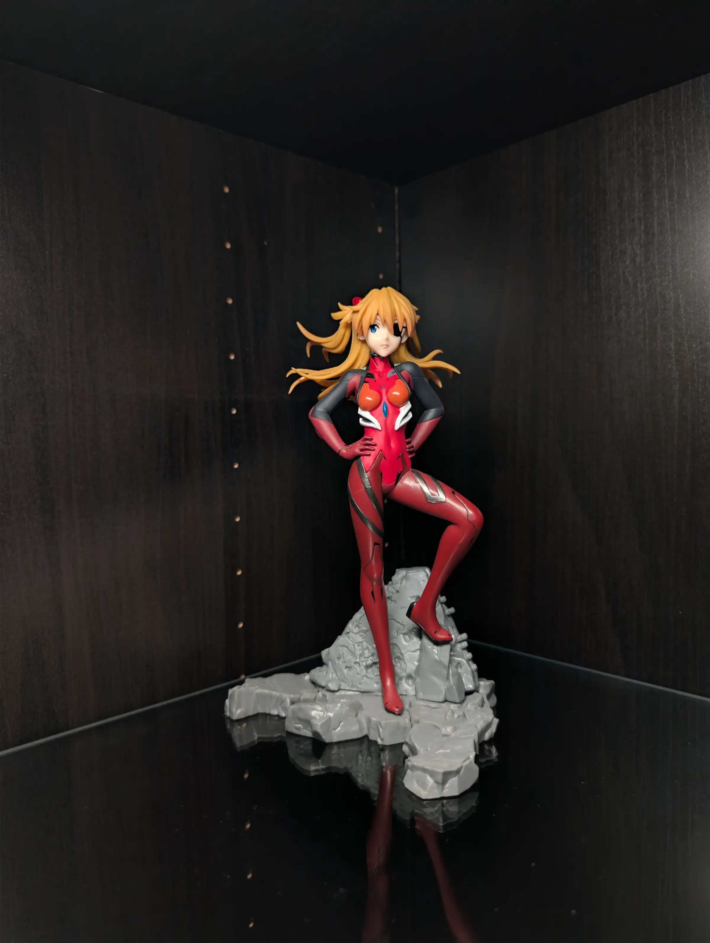 Image of figure Asuka on the Rocks